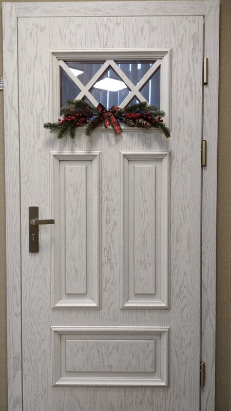 Деревянная, теплая дверь для коттеджа D23